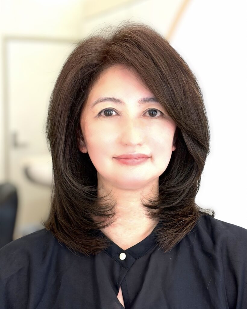 ニューヨークドライカットでくせ毛も素敵なヘアスタイルへ！